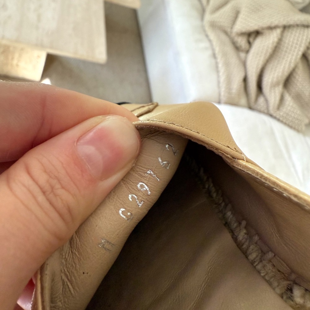 CHANEL Two-Tone Beige and Black Espadrilles - Picture 2 of 6